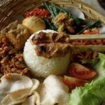 Tempat Makan Sate Lilit Terkenal